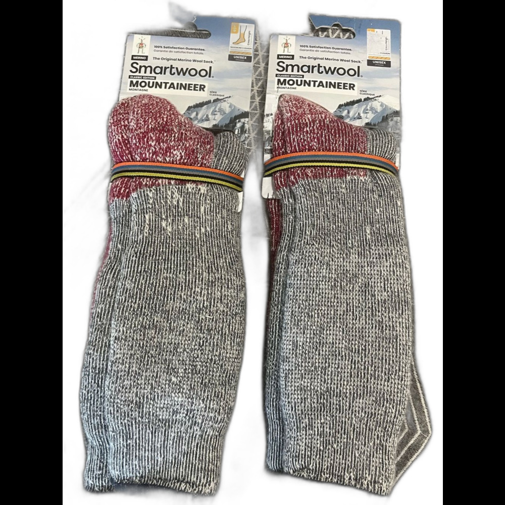 Smartwool Classic Mountaineer Crew Height Maximum Cushion Outdoor Hiking Socks